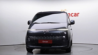HYUNDAI STARIA  L3.5 Cargo 5 Seater 2022