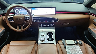 GENESIS GV70 2024