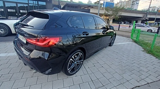BMW 1-SERIES F40 2022