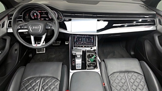 AUDI Q7 4M 2023