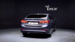 HYUNDAI AVANTE AD 2016