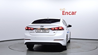 HYUNDAI AVANTE AD 2016