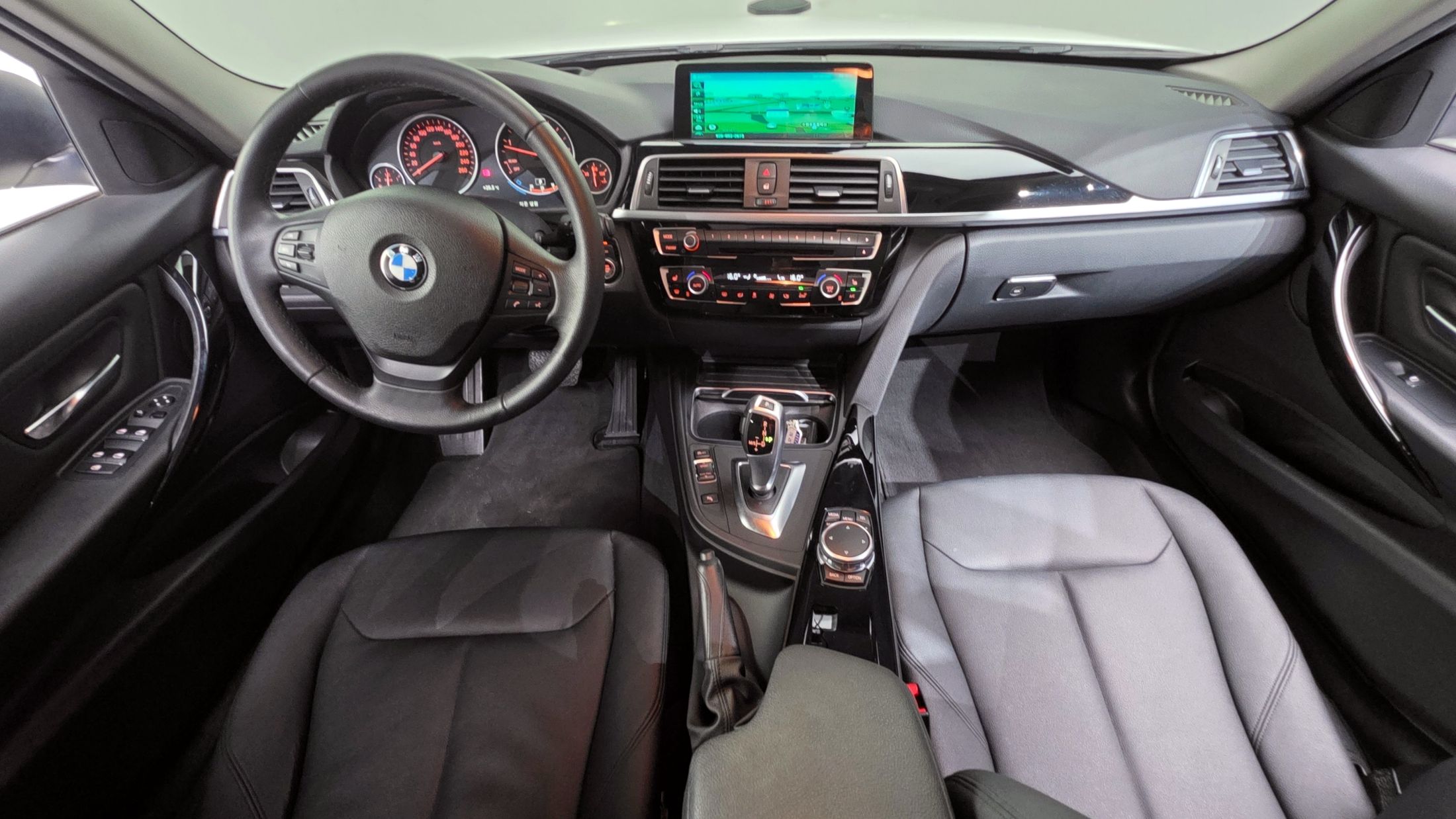BMW 3-SERIES F30 2016