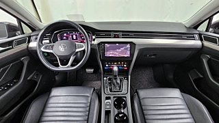 VOLKSWAGEN PASSAT GT B8 2021