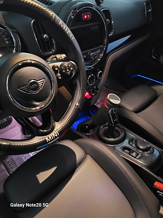 MINI COUNTRYMAN COOPER D 2018