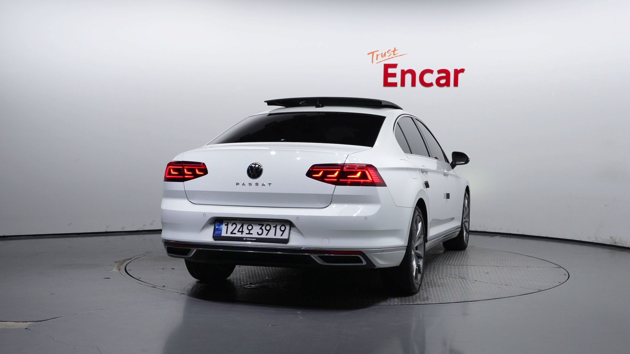 VOLKSWAGEN PASSAT GT B8 2022