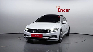 VOLKSWAGEN PASSAT GT B8 2022