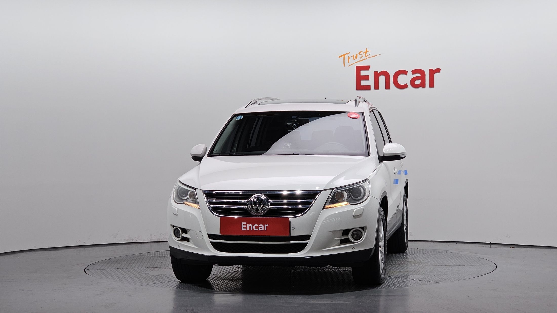 VOLKSWAGEN TIGUAN 2011
