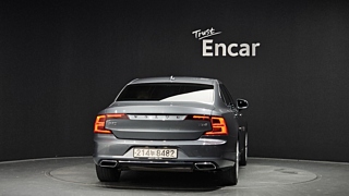 VOLVO S90 2020