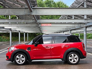 MINI COUNTRYMAN COOPER D 2017