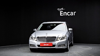 MERCEDES BENZ E-CLASS W212 2010