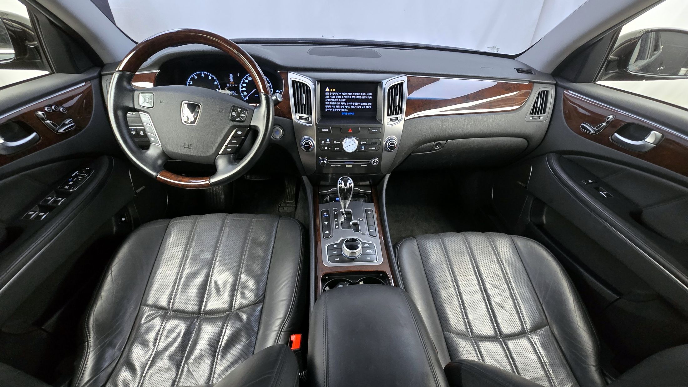 HYUNDAI EQUUS NEW 2011