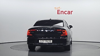 VOLVO S90 2017