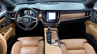 VOLVO S90 2017