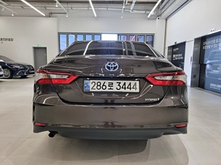 TOYOTA CAMRY XV70 2024