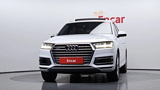AUDI Q7 4M 2019