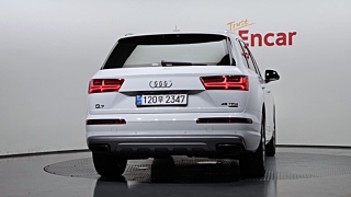 AUDI Q7 4M 2019