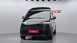 HYUNDAI STARIA 2023