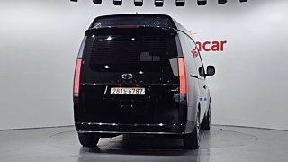 HYUNDAI STARIA 2023