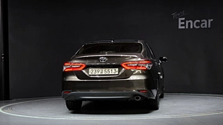 TOYOTA CAMRY XV70 2021