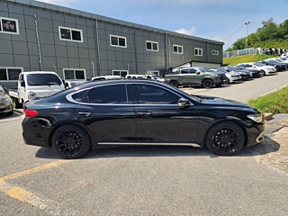 HYUNDAI GRANDEUR IG 2017