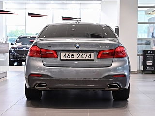 BMW 5-SERIES G30 2017