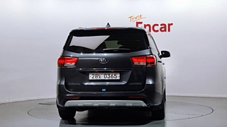KIA CARNIVAL 2016