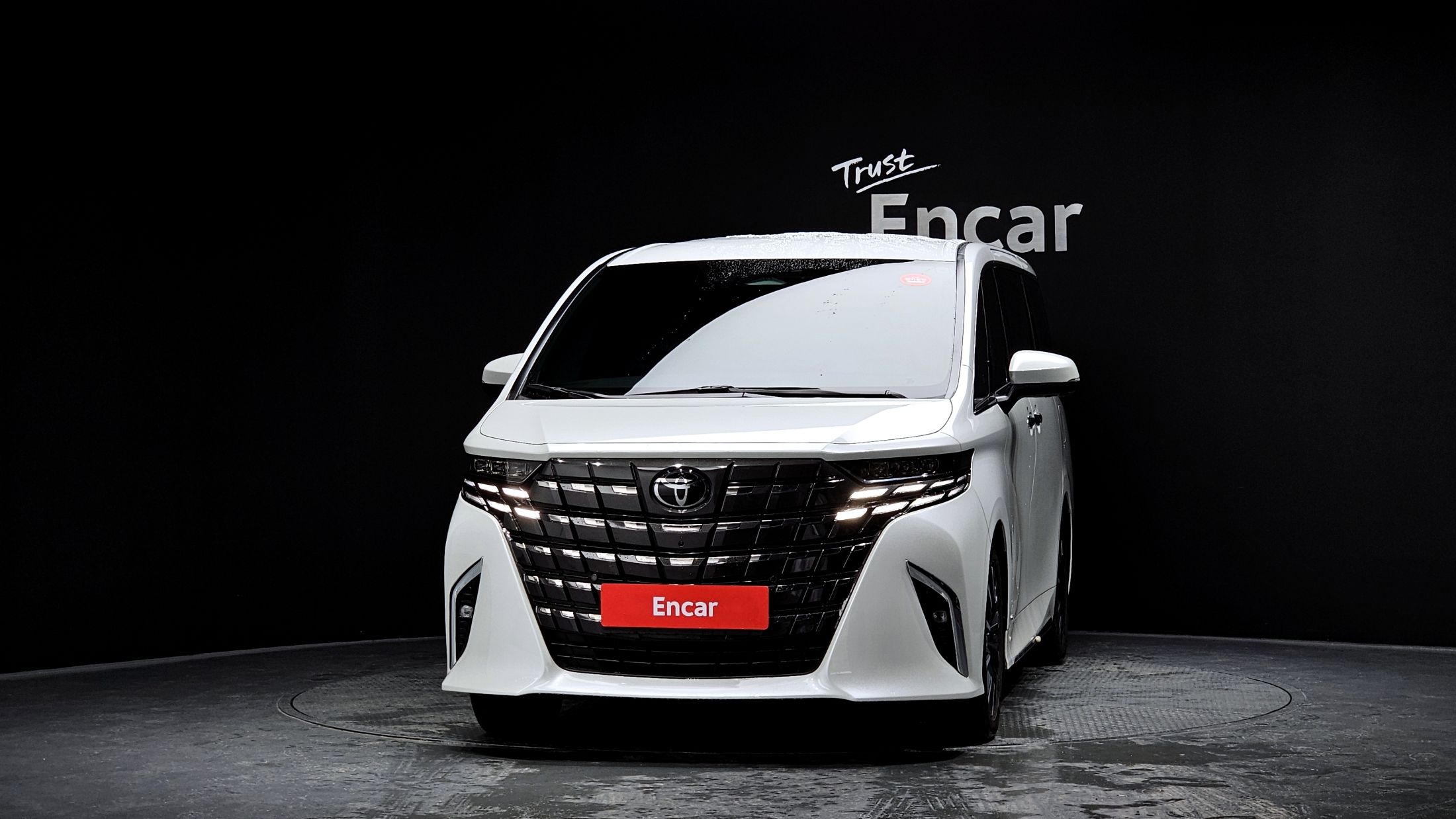 TOYOTA ALPHARD 2023