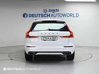 VOLVO XC60  2 GENERATION T8 R- Design 2020