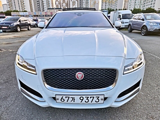 JAGUAR XF X260 2018