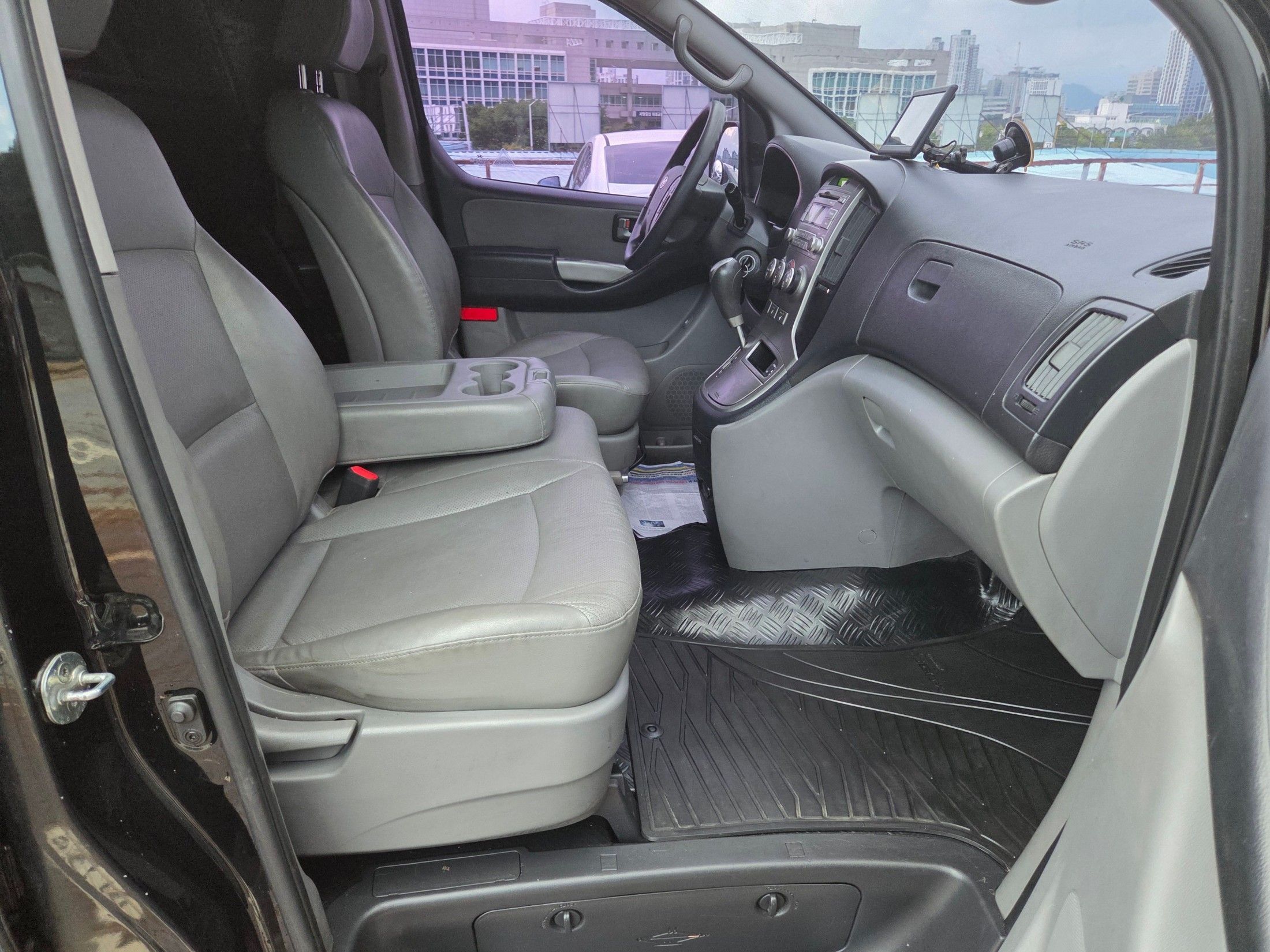 HYUNDAI STAREX GRAND 2014