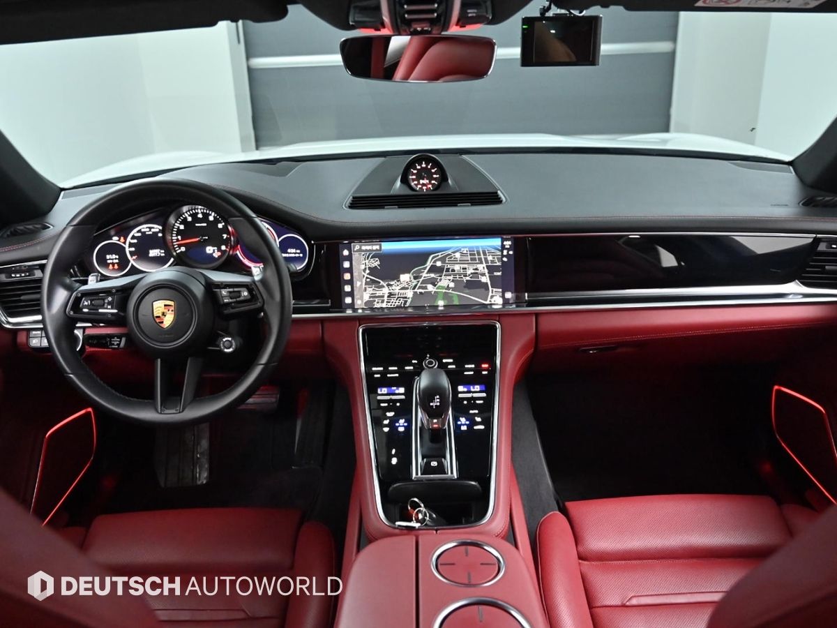 PORSCHE PANAMERA 971 2022