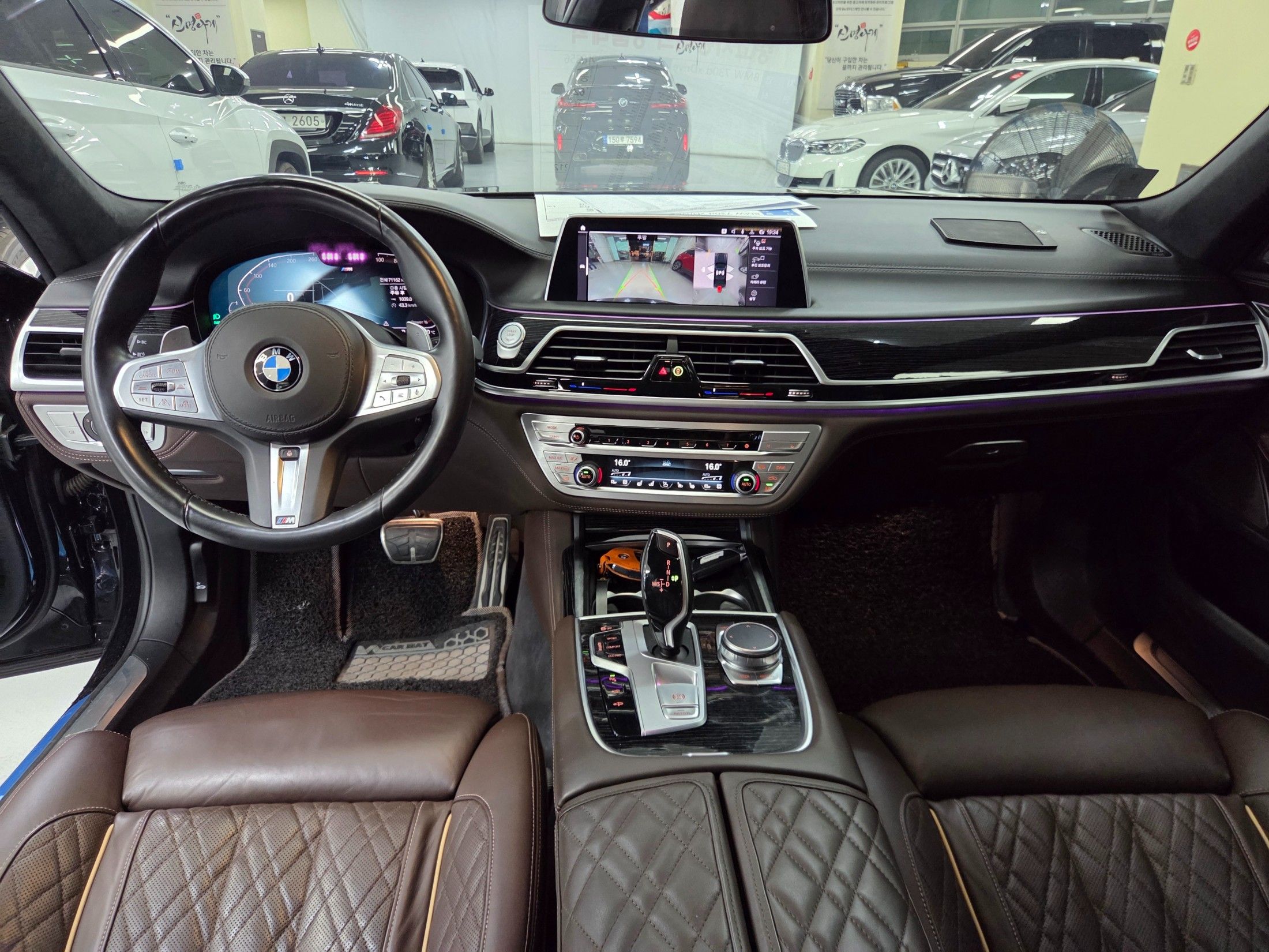 BMW 7-SERIES G11 2021