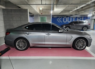 GENESIS G70 2019