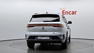 SAMSUNG GRAND KOLEOS 2025