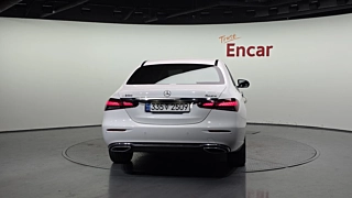 MERCEDES BENZ E-CLASS W213 2022