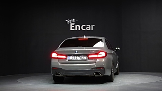 BMW 5-SERIES G30 2020
