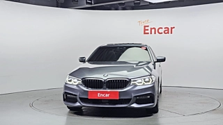 BMW 5-SERIES G30 2017