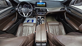 BMW 5-SERIES G30 2017