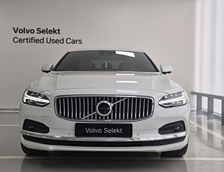 VOLVO S90 2025