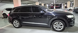 AUDI Q7 4M 2019