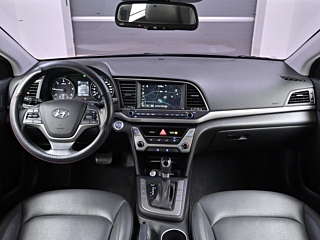 HYUNDAI AVANTE AD 2017