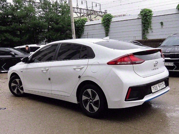 HYUNDAI IONIQ HYBRID 2018