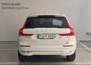 VOLVO XC60  2025
