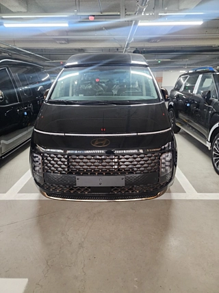 HYUNDAI STARIA 2024