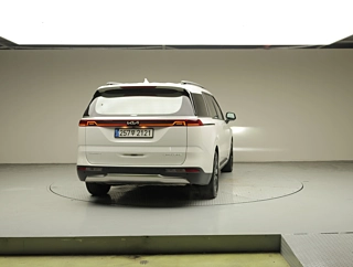 KIA CARNIVAL 2022