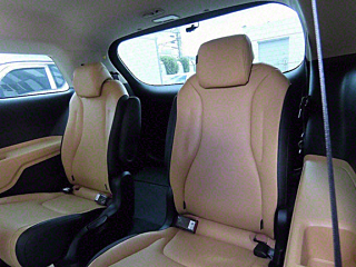 KIA CARNIVAL 2023