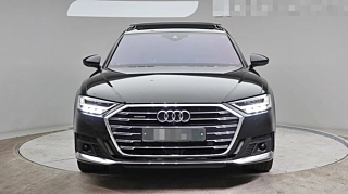 AUDI A8 D5 2020