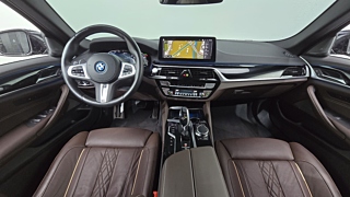 BMW 5-SERIES G30 2022