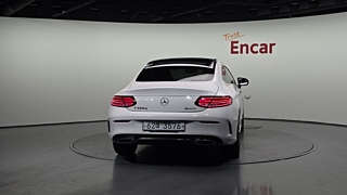 MERCEDES BENZ C-CLASS W205 2019